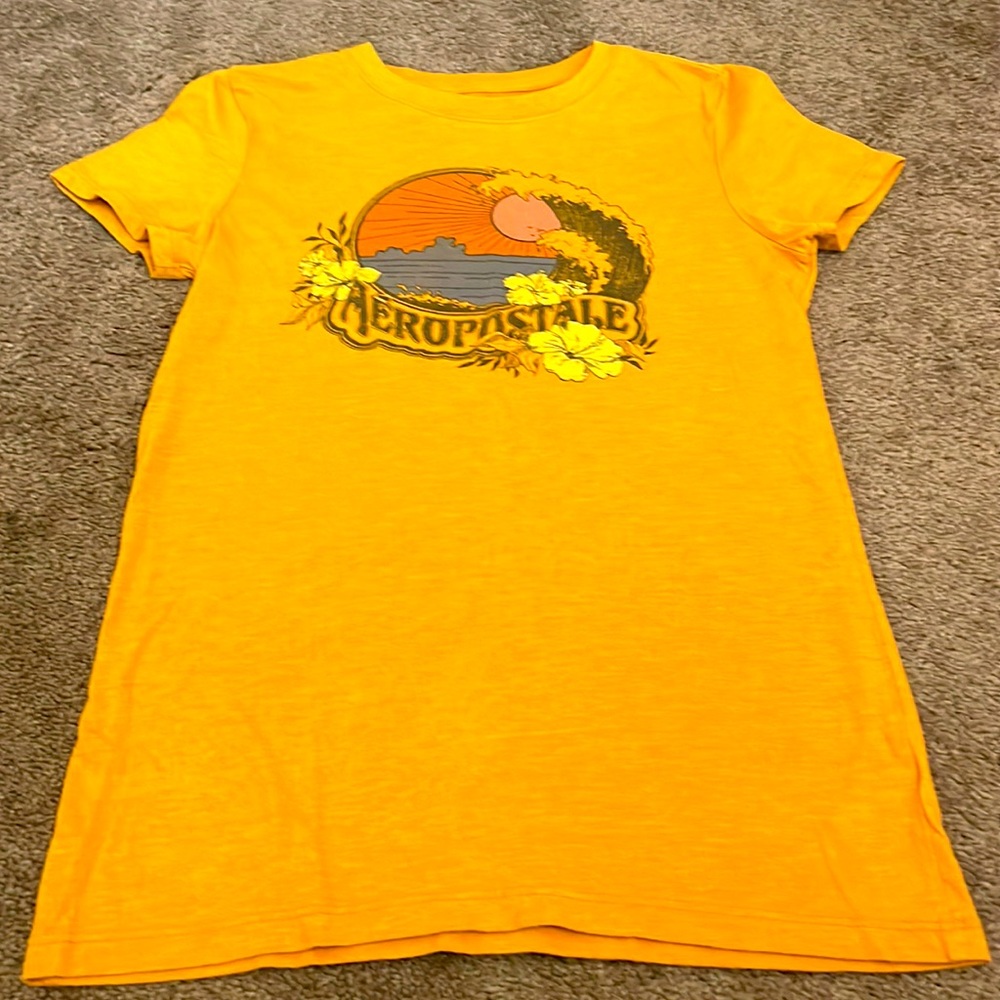 Aeropostale t-shirt! Like new!